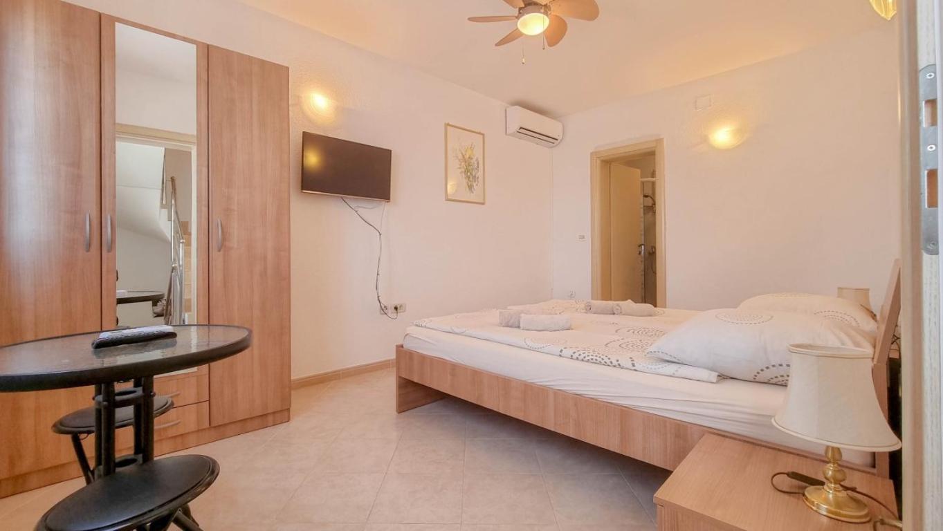 Lucijana Room Novigrad Istria Exteriér fotografie